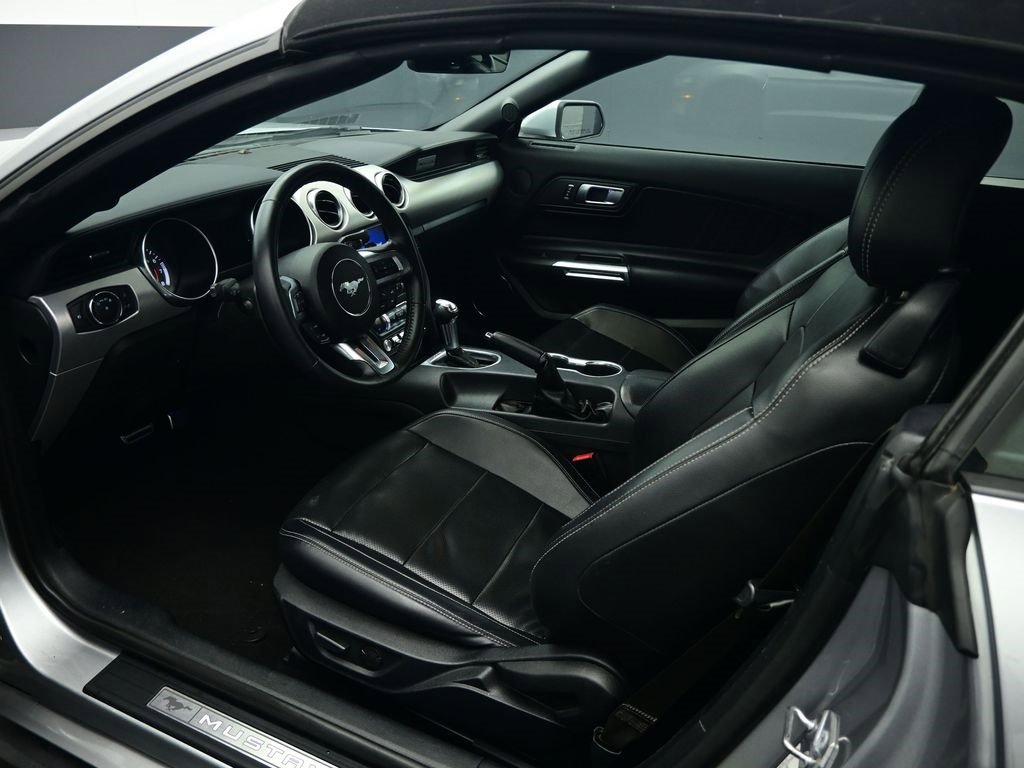 Used 2021 Ford Mustang Premium image 2