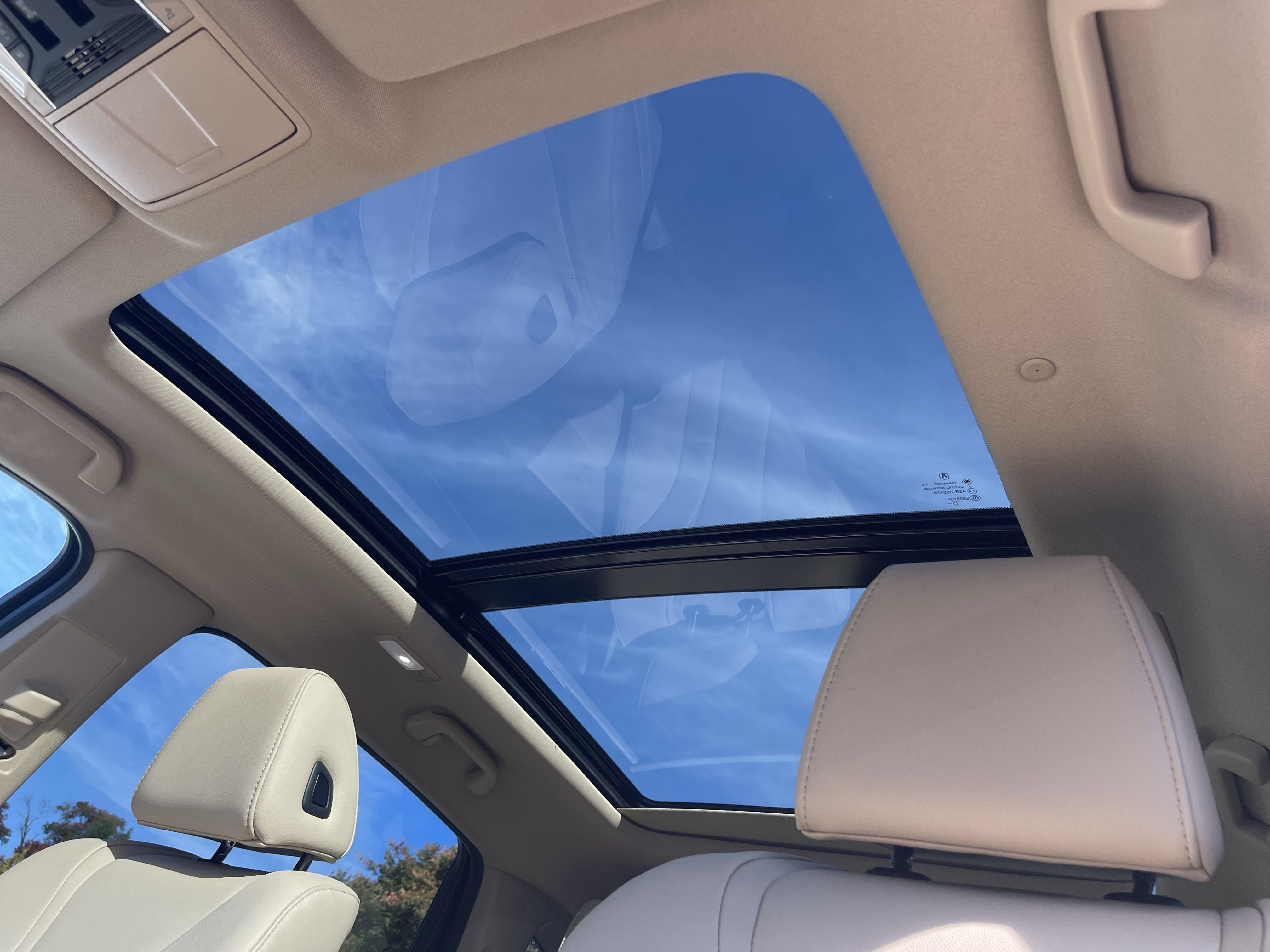 Certified 2026 Acura MDX SH-AWD image 9