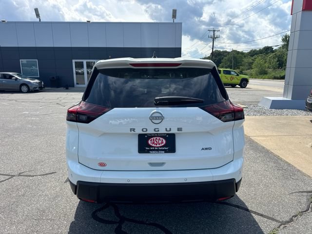Used 2026 Nissan Rogue S AWD/4WD image 6