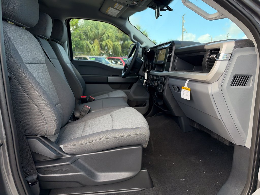 New 2027 Ford F250 XL w/ STX Appearance Package AWD/4WD image 22