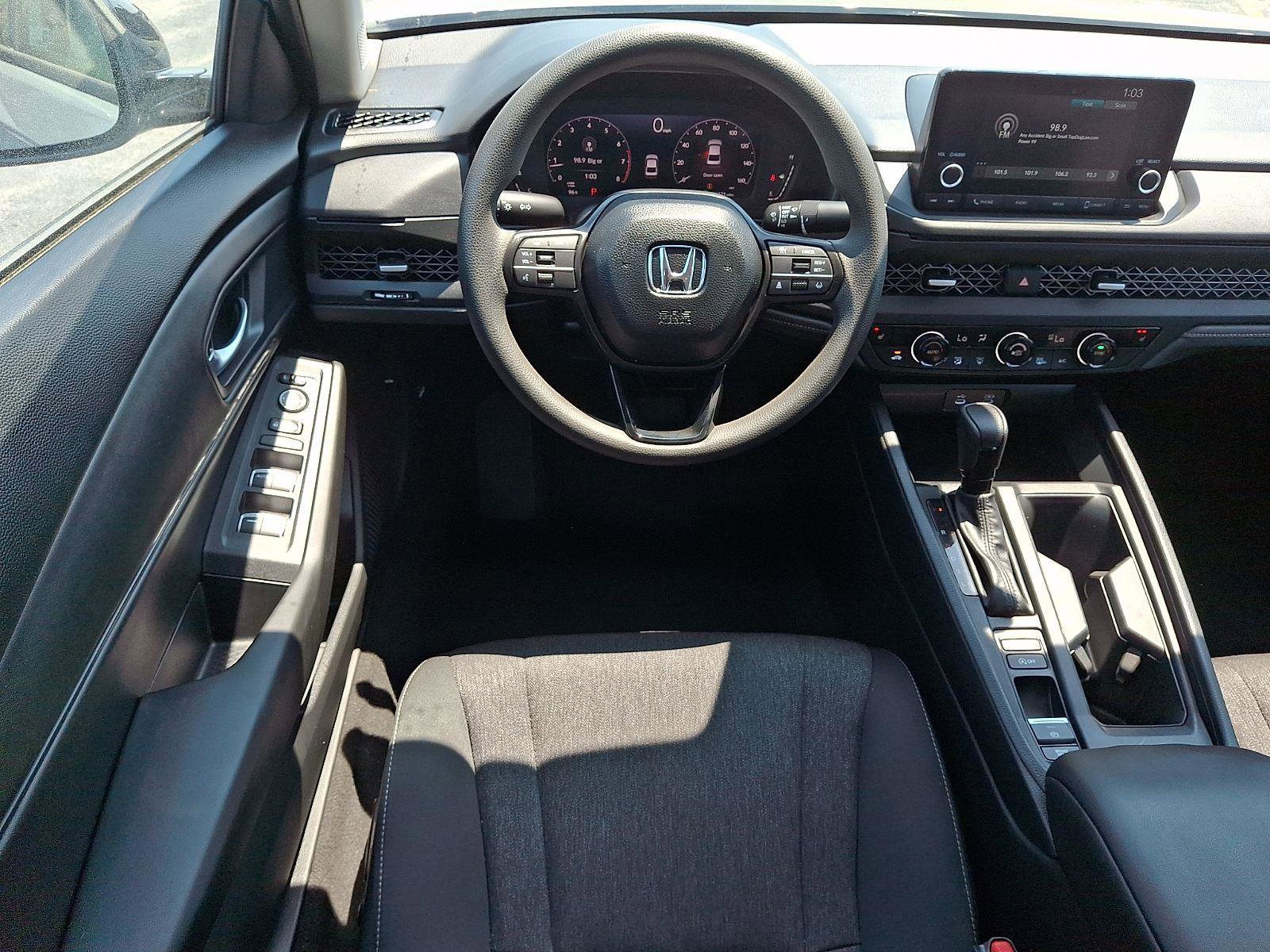 Used 2025 Honda Accord SE image 11