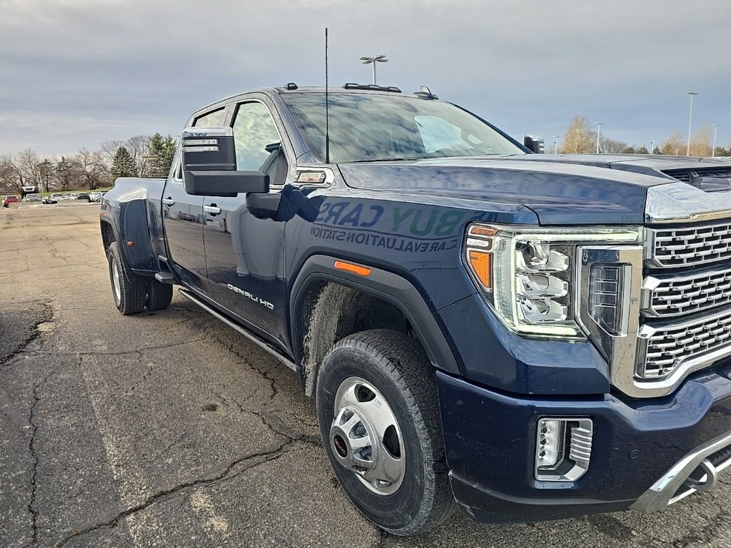 Used 2022 GMC Sierra 3500 Denali w/ Denali Ultimate Package image 1