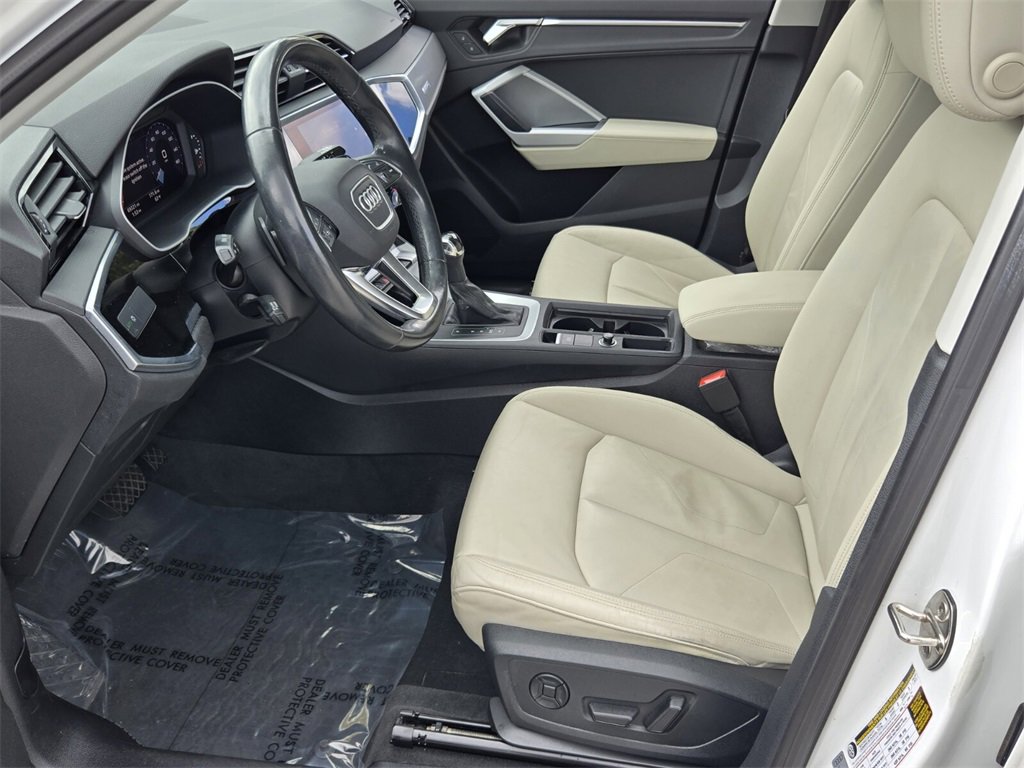 Used 2021 Audi Q3 2.0T Premium w/ Convenience Package image 10