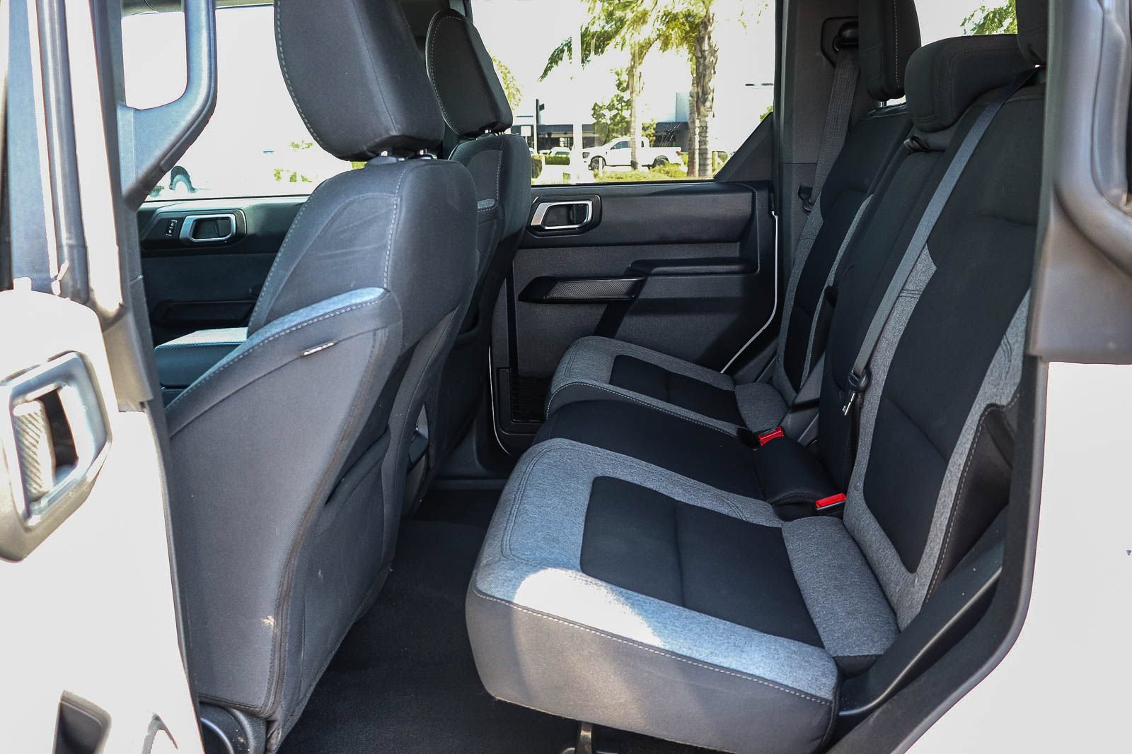 Used 2025 Ford Bronco Big Bend AWD/4WD image 17