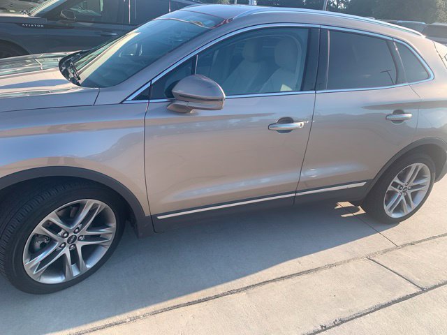 Used 2019 Lincoln MKC Reserve w/ MKC Climate Package AWD/4WD image 3