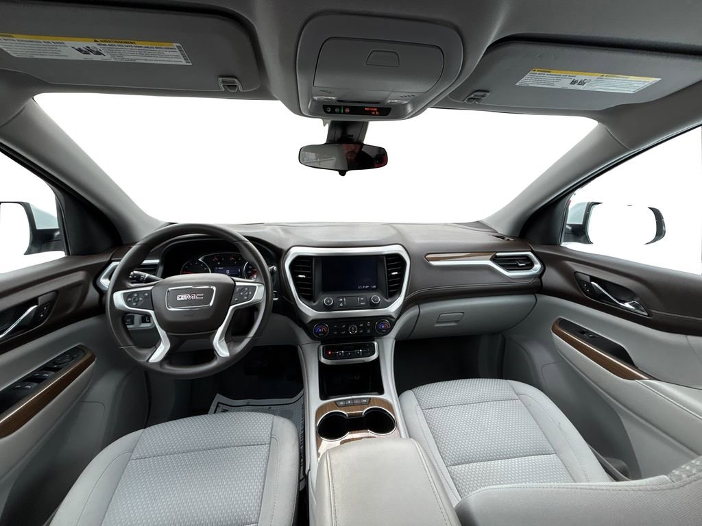 Used 2023 GMC Acadia SLE w/ LPO, Floor Liner Package image 17