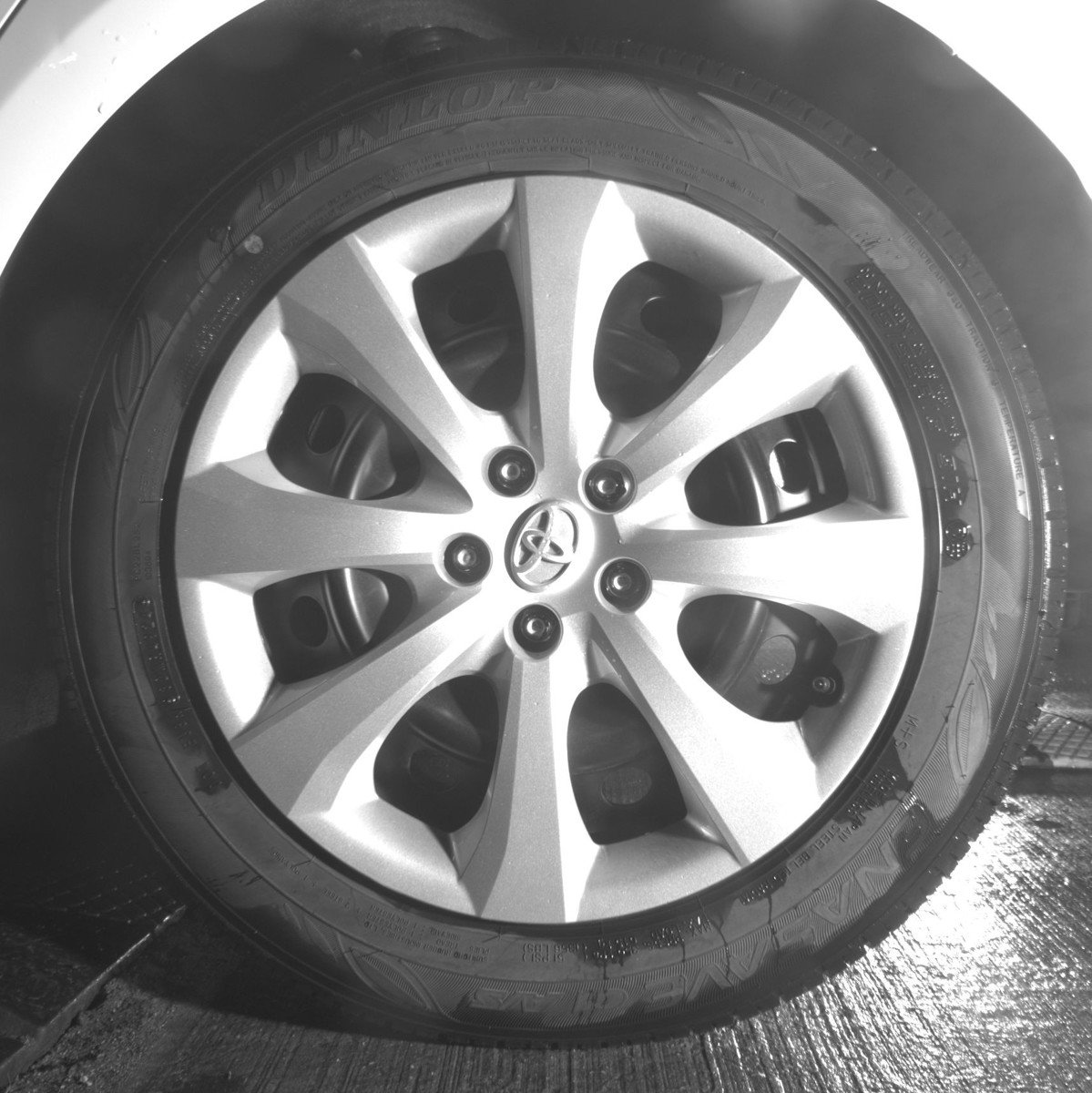 Used 2025 Toyota Corolla LE FWD image 14