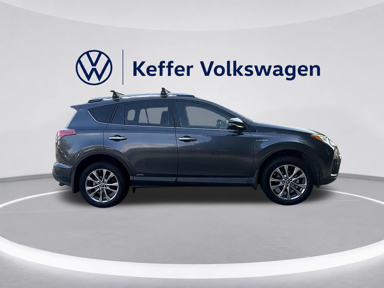Used 2016 Toyota RAV4 Limited w/ Advanced Technology Package AWD/4WD image 6