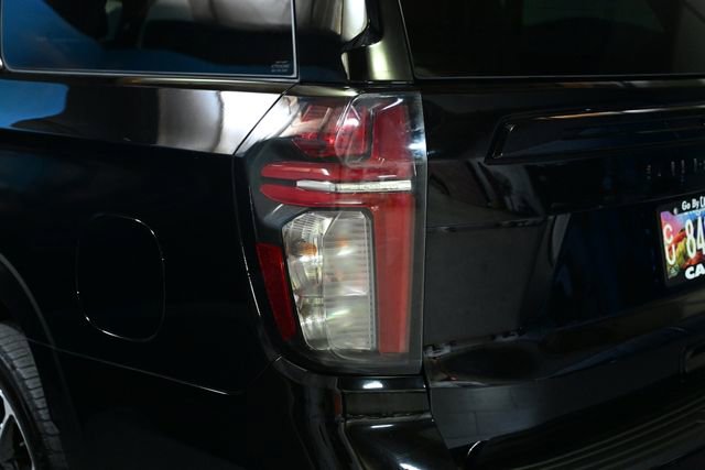 Used 2023 Chevrolet Suburban RST w/ Luxury Package image 17