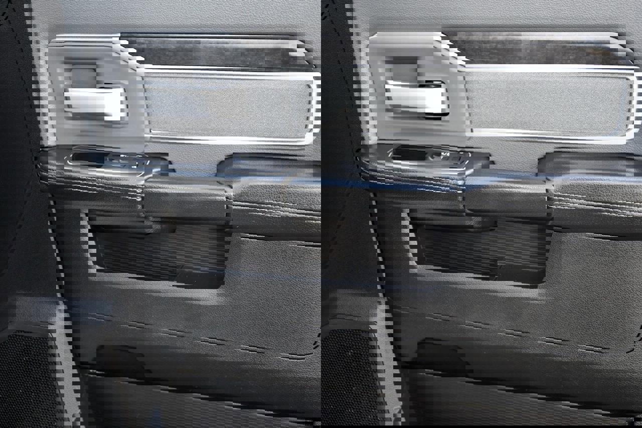 Used 2023 RAM 2500 Big Horn w/ Level 1 Equipment Group image 18