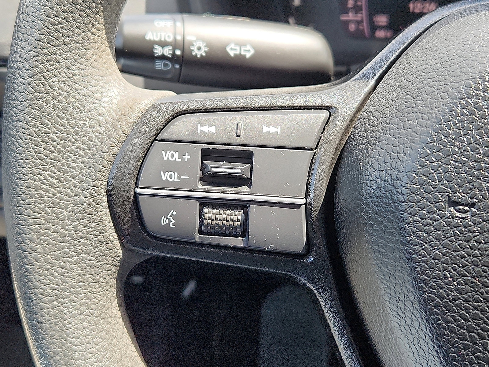 Used 2023 Honda Accord EX image 21