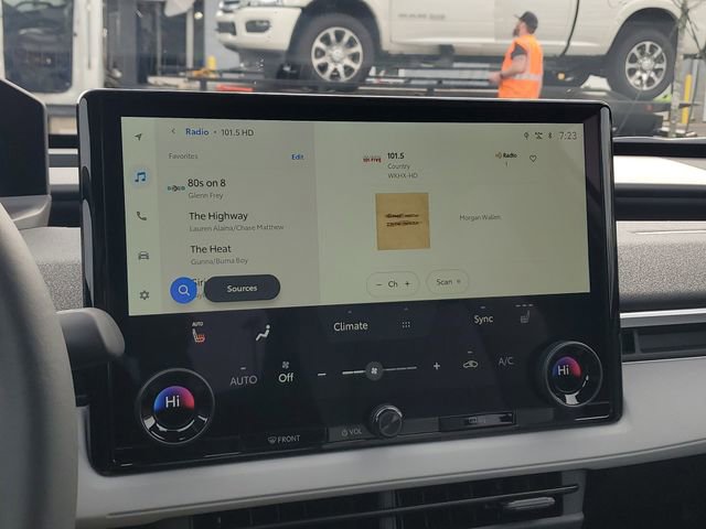 New 2026 Subaru Solterra Premium image 28