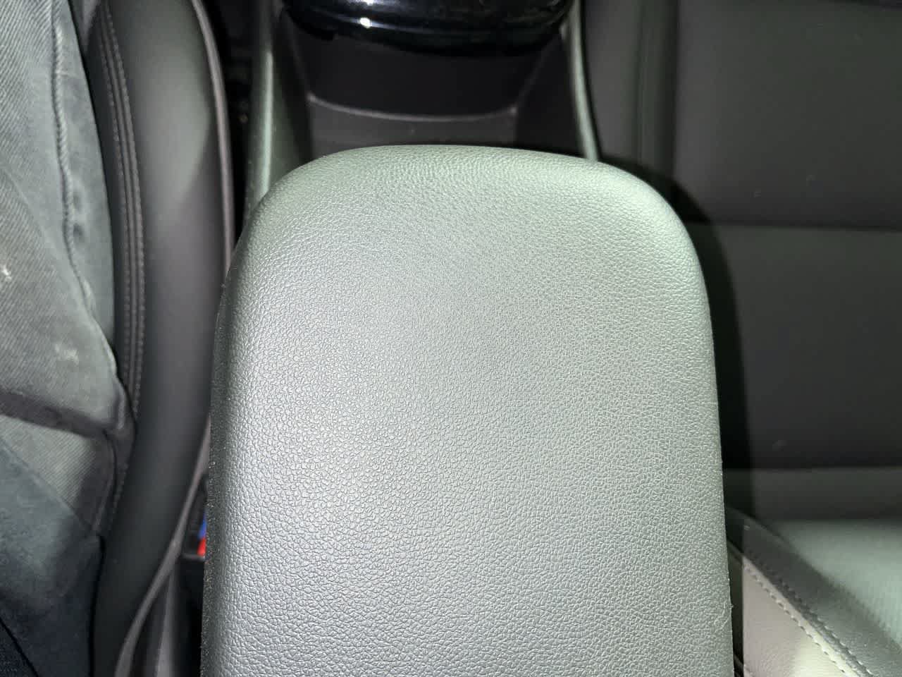 Used 2024 Chevrolet Trax ACTIV w/ Sunroof Package FWD image 21
