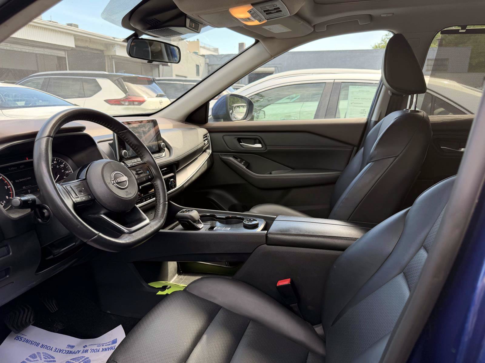 Used 2023 Nissan Rogue SV w/ SV Premium B Package AWD/4WD image 15