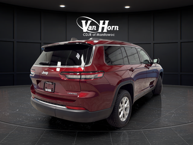 Used 2023 Jeep Grand Cherokee L Limited AWD/4WD image 3