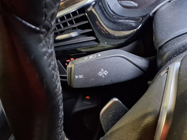 Used 2019 BMW 530e image 12