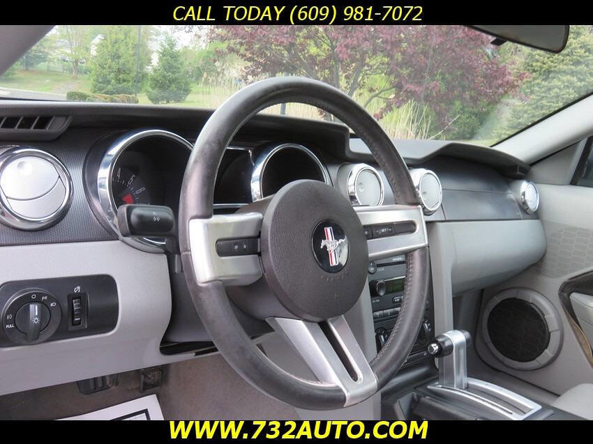 Used 2007 Ford Mustang Premium RWD image 23