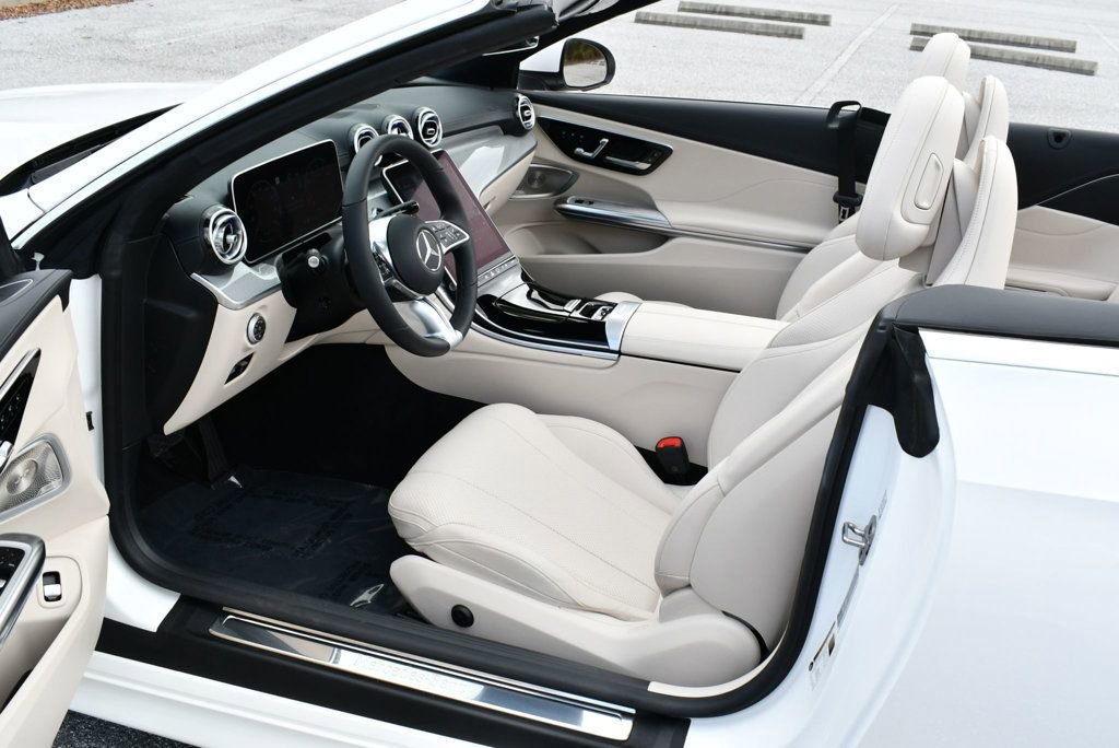 Used 2024 Mercedes-Benz CLE 300 4MATIC Cabriolet w/ Driver Assistance Package image 14