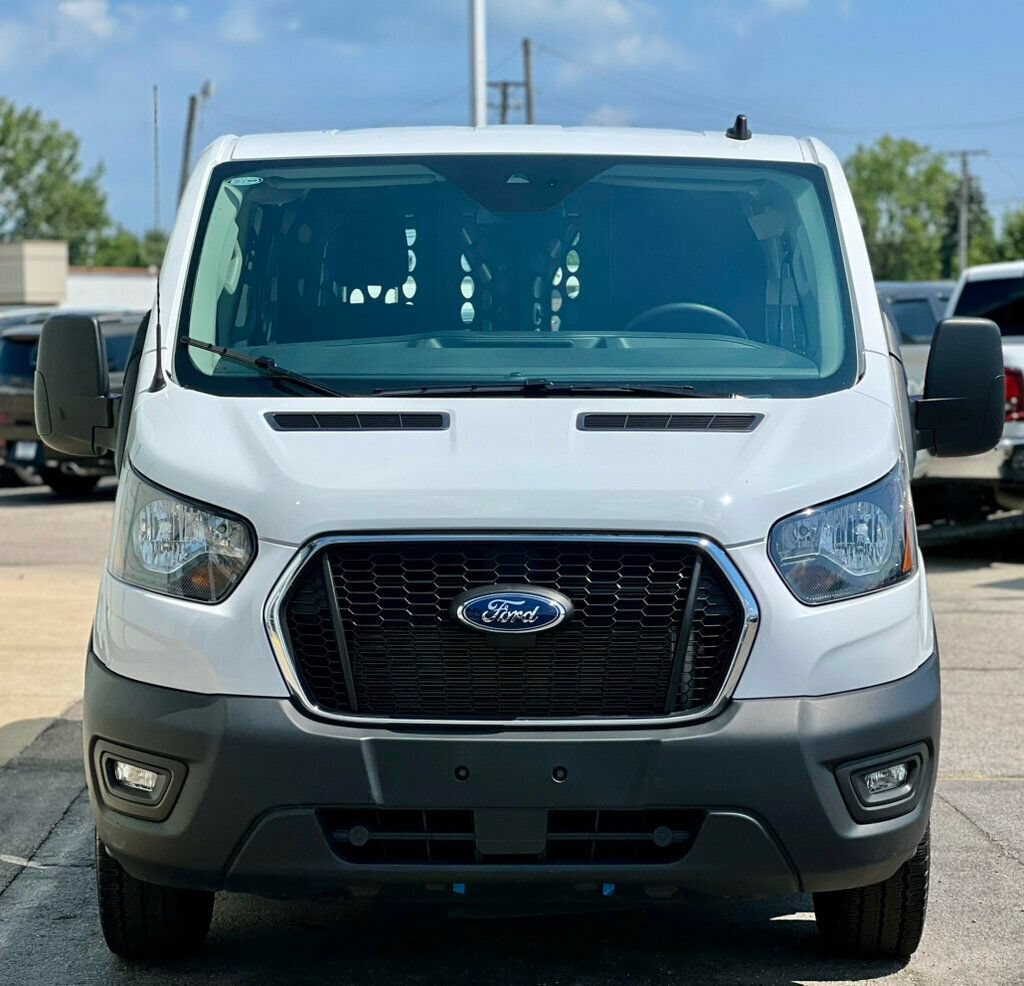 Used 2025 Ford Transit 250 Low Roof w/ Exterior Upgrade Package RWD image 7