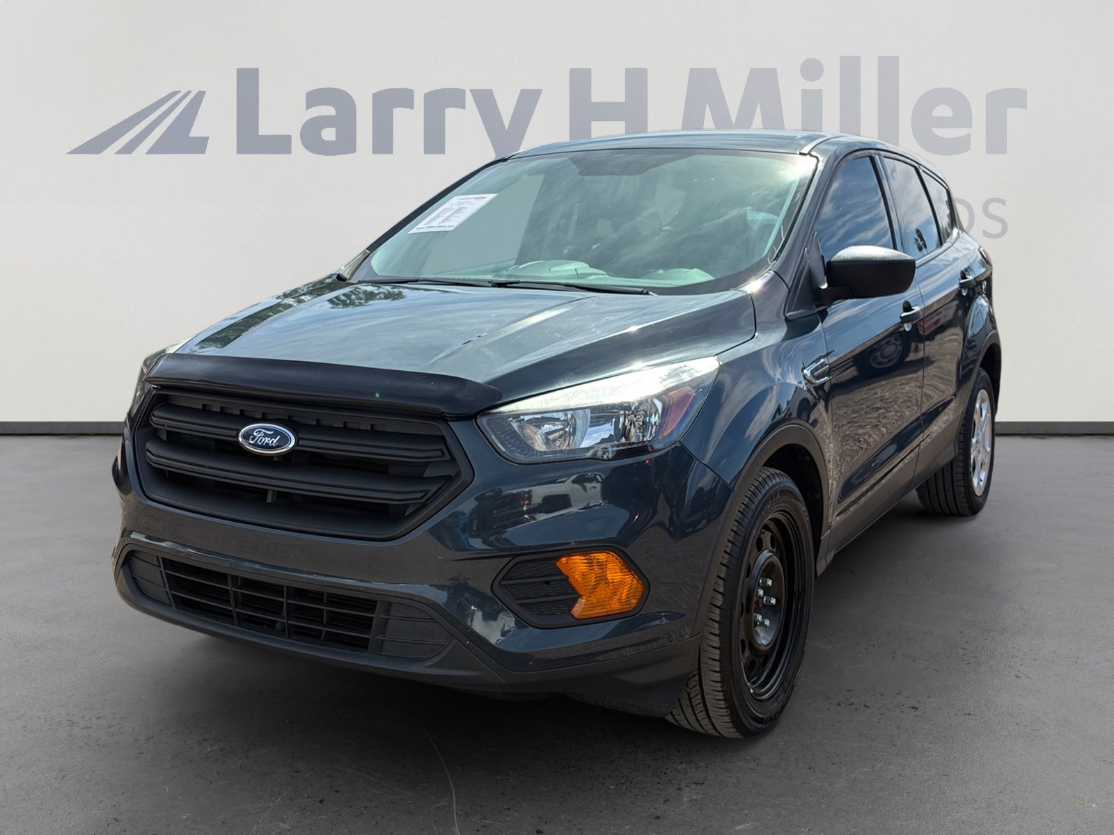 Used 2018 Ford Escape SE video 1