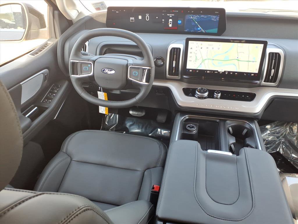 New 2026 Ford Expedition Active RWD image 4