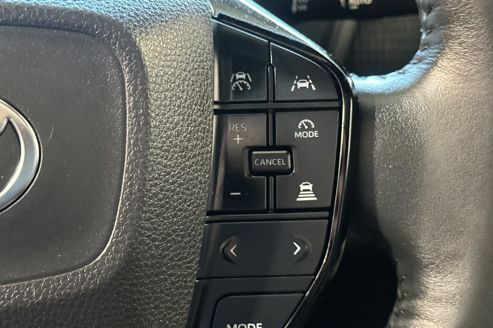 Used 2024 Toyota bZ4X AWD w/ Weather Package image 30