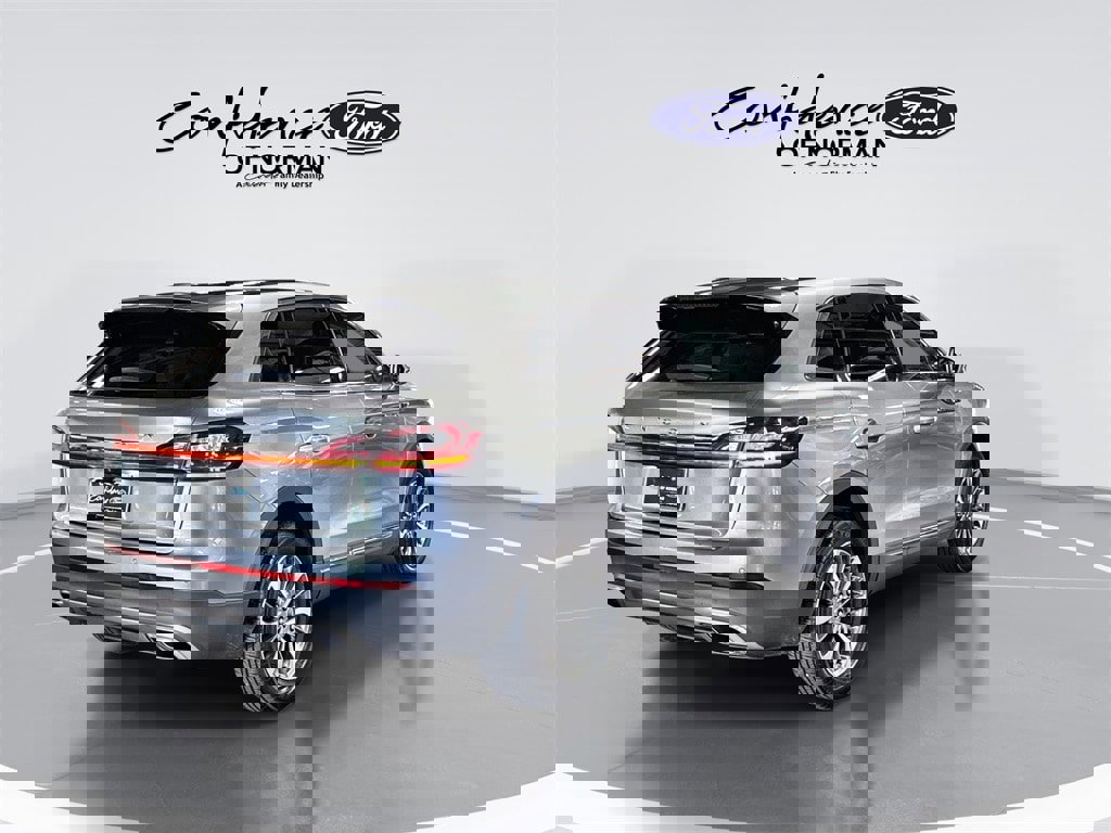 Used 2021 Lincoln Nautilus Reserve image 8