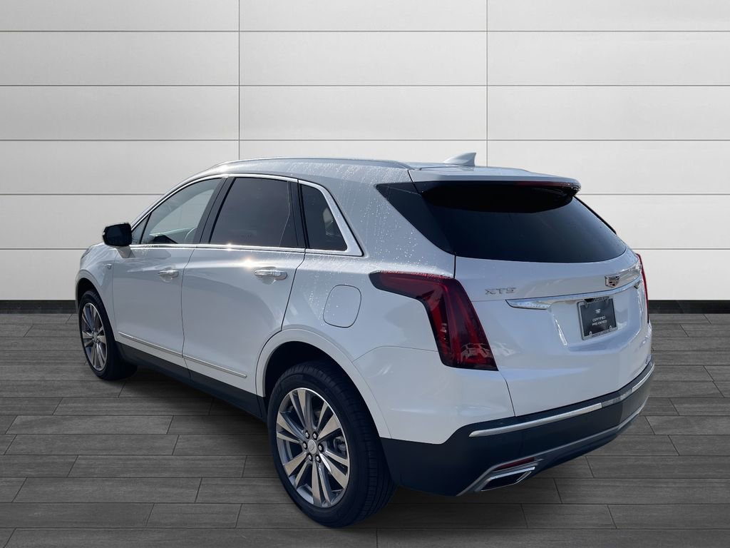 Certified 2025 Cadillac XT5 Premium Luxury image 3