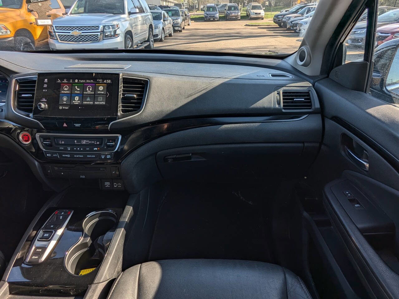 Used 2022 Honda Pilot Touring image 19