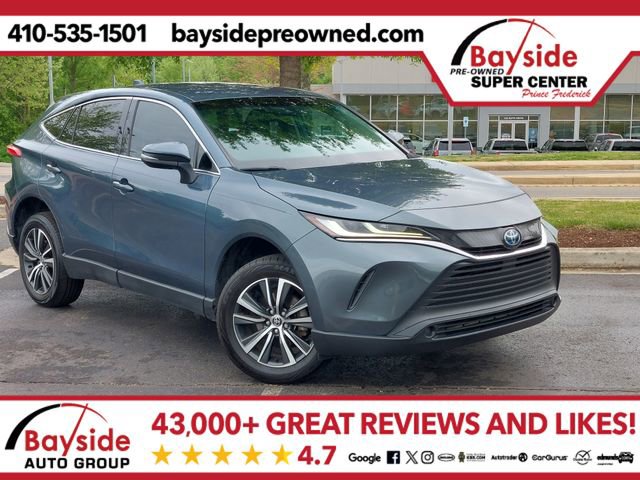Used 2024 Toyota Venza LE AWD/4WD image 1