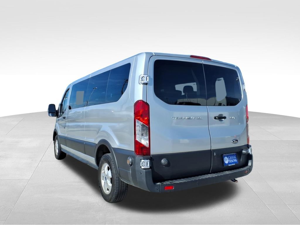 Used 2020 Ford Transit 350 XLT image 9