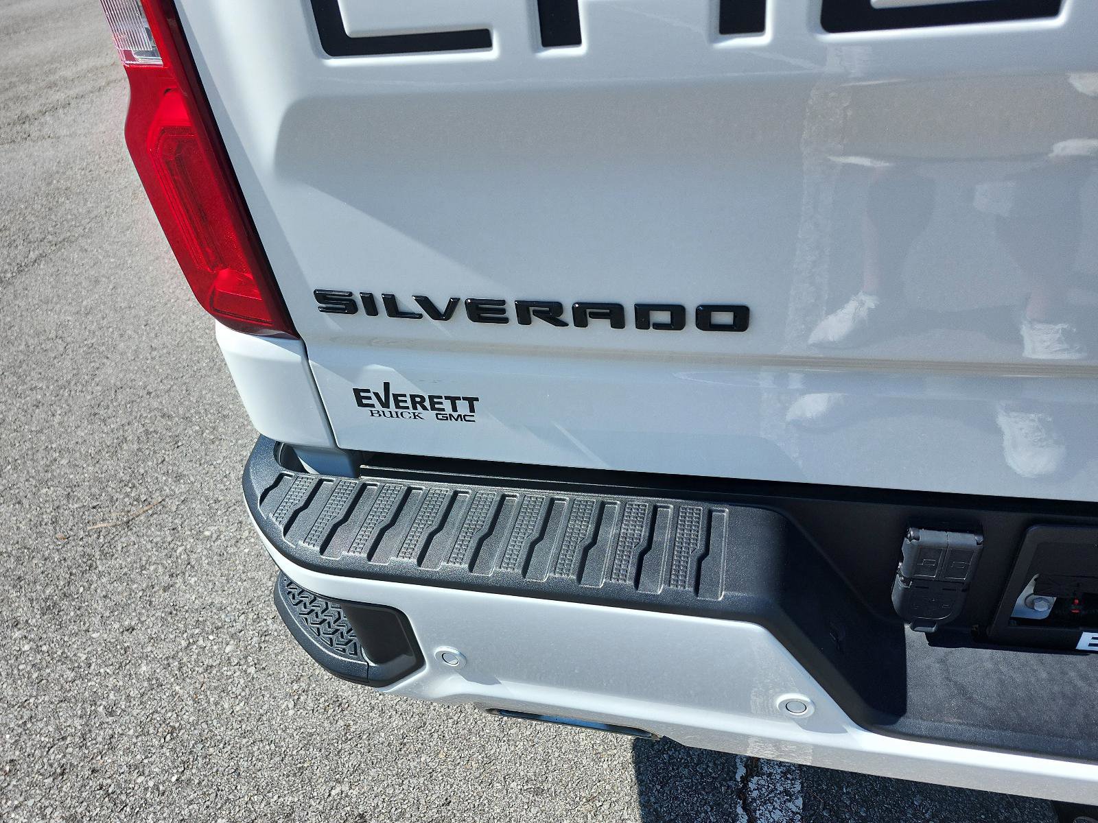 Used 2024 Chevrolet Silverado 1500 RST w/ RST All Star Premium Package AWD/4WD image 4