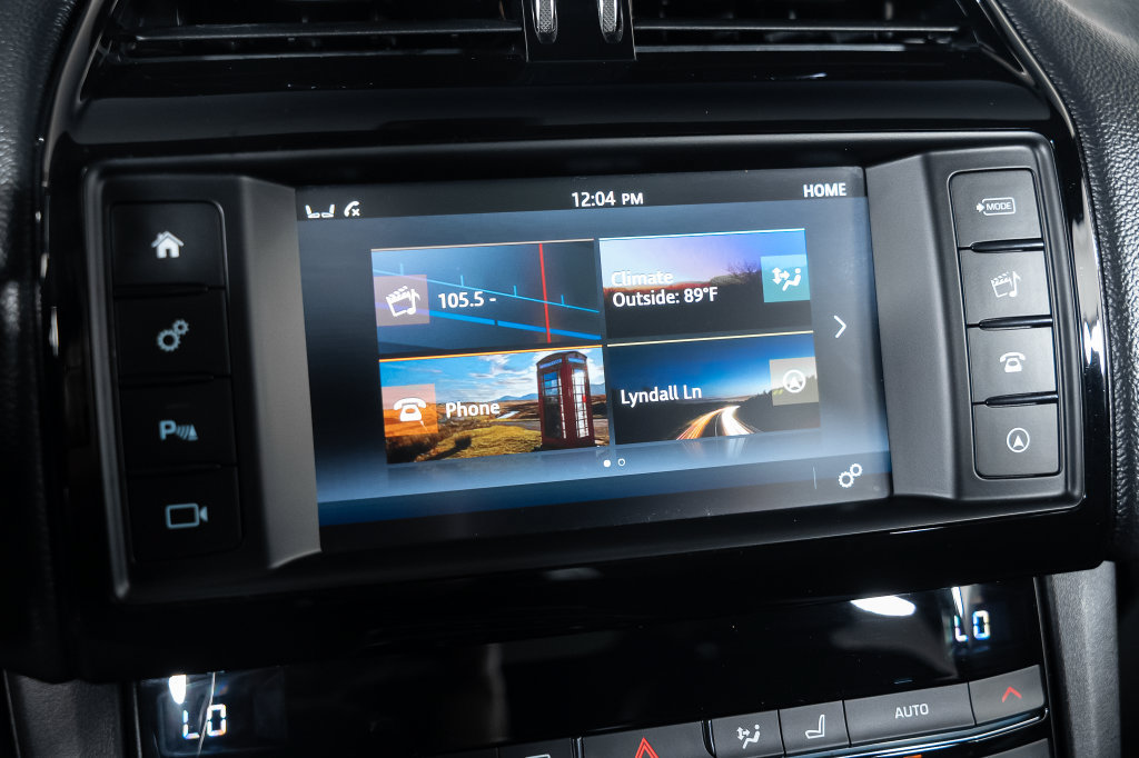 Used 2018 Jaguar F-PACE Premium AWD/4WD image 33