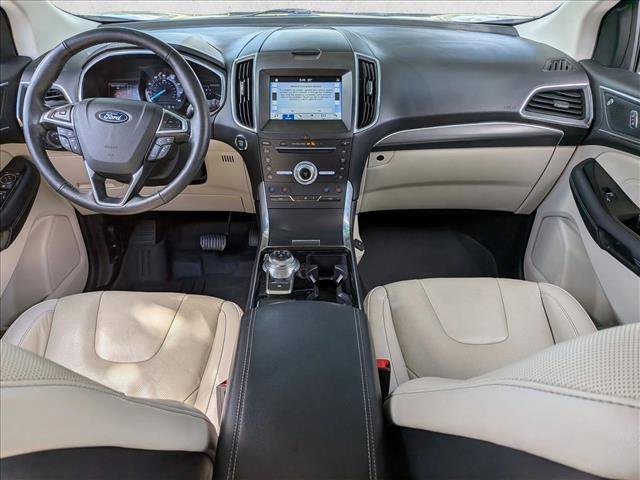 Used 2019 Ford Edge Titanium w/ Equipment Group 301A FWD image 16