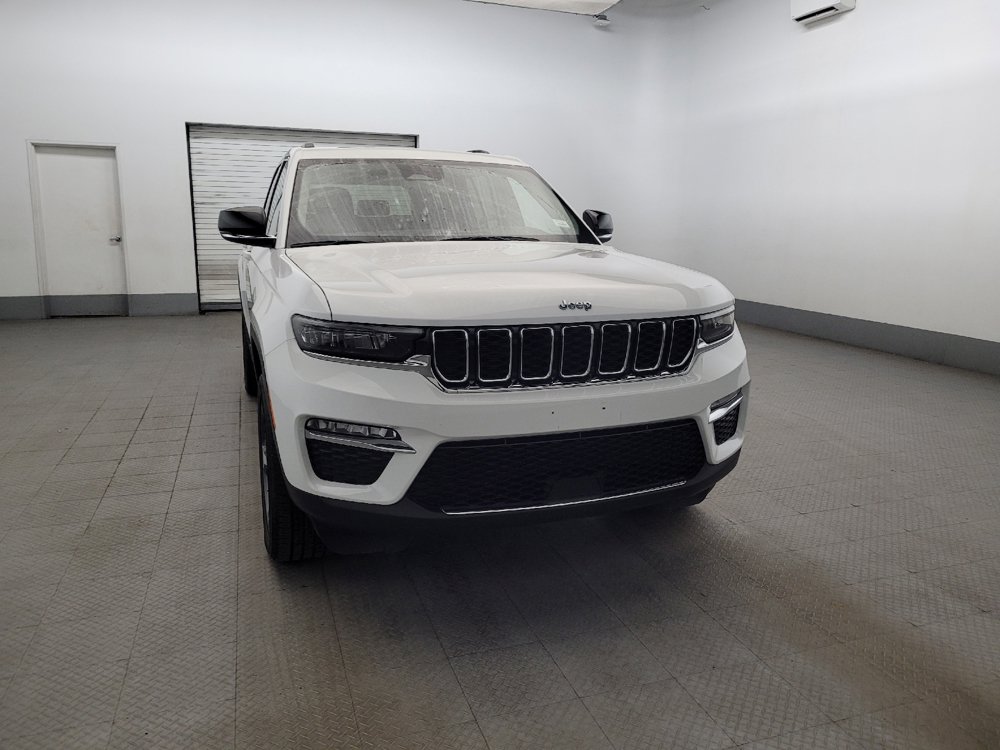 Used 2023 Jeep Grand Cherokee 4WD 4xe image 14