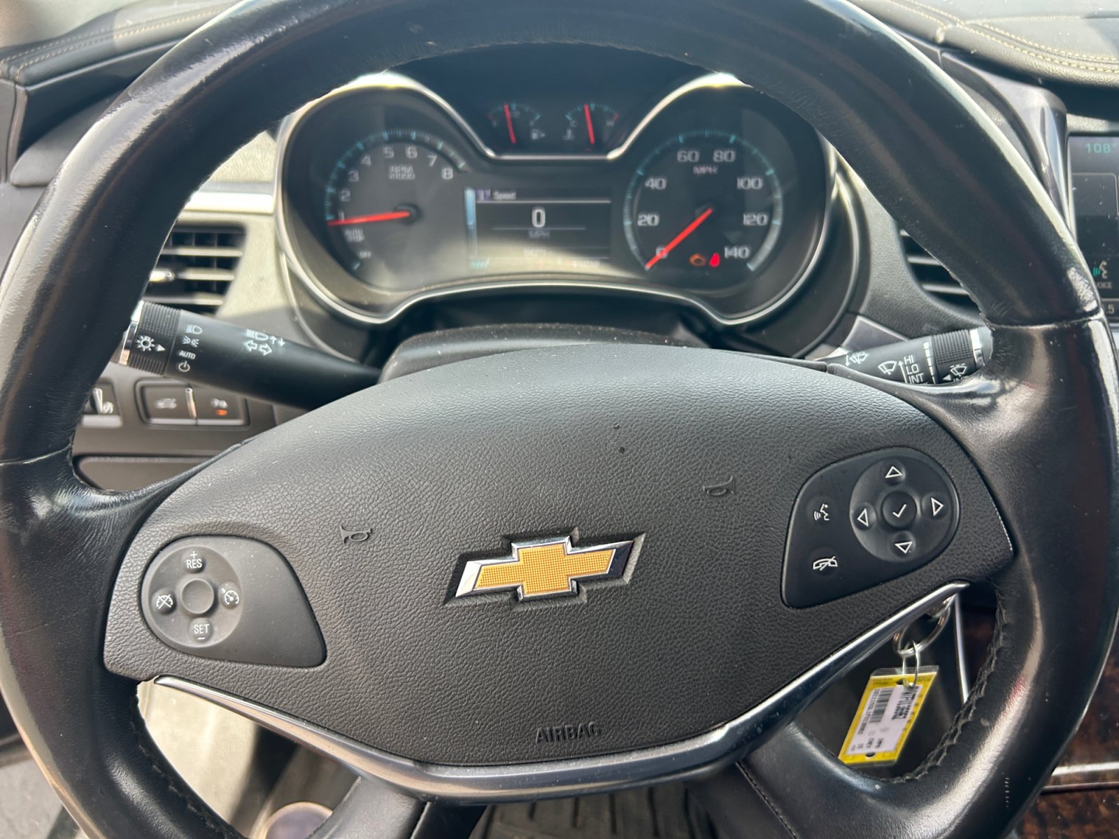 Used 2015 Chevrolet Impala LT w/ Convenience Package FWD image 9