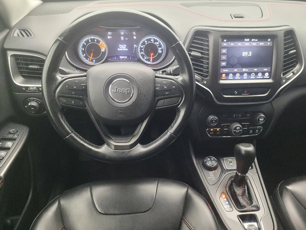 Used 2020 Jeep Cherokee Trailhawk image 22