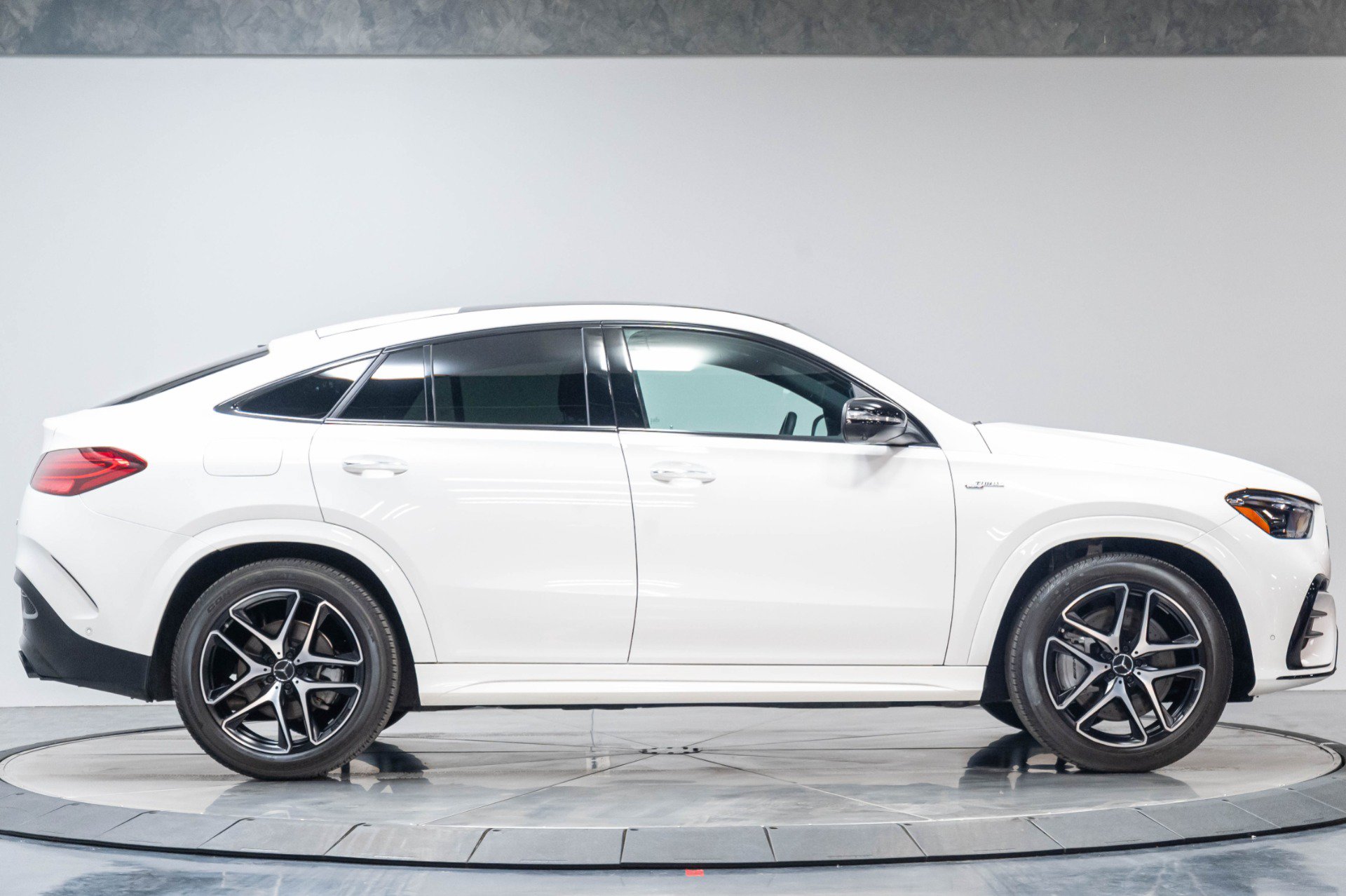 Used 2024 Mercedes-Benz GLE 53 AMG 4MATIC Coupe image 20