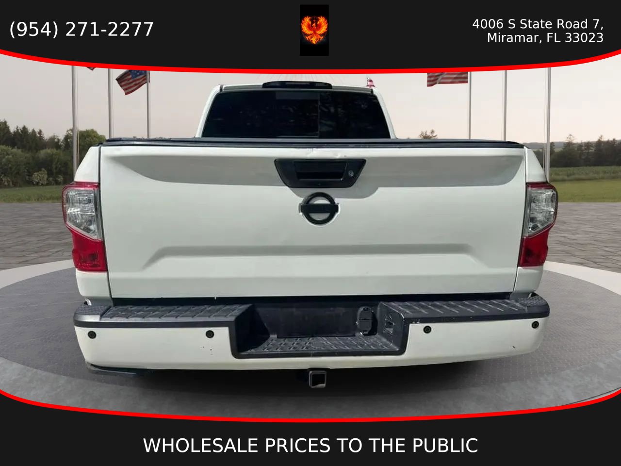 Used 2019 Nissan Titan SV w/ SV Convenience Package AWD/4WD image 5