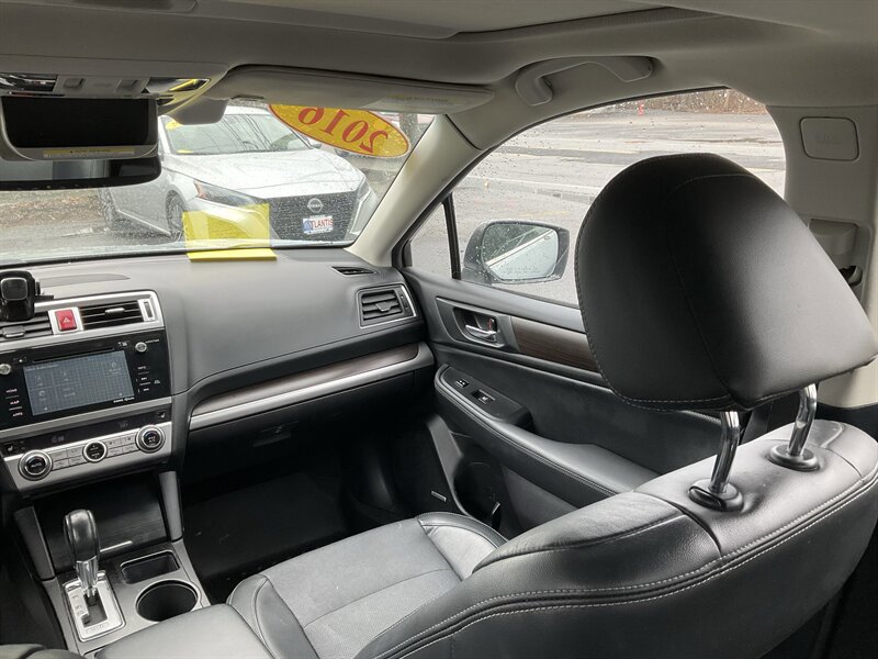 Used 2016 Subaru Legacy 3.6R Limited image 20