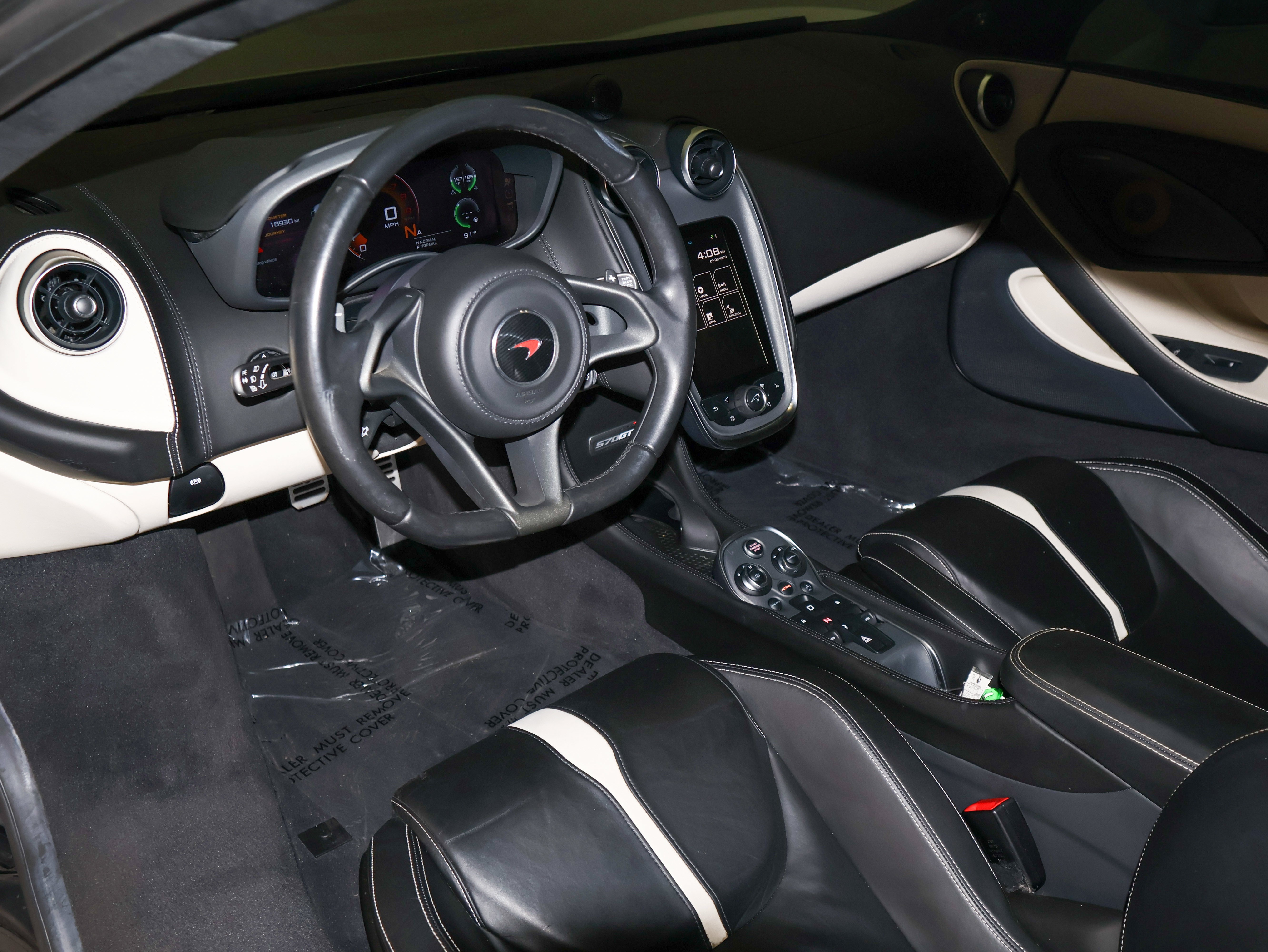 Used 2018 McLaren 570S RWD image 19