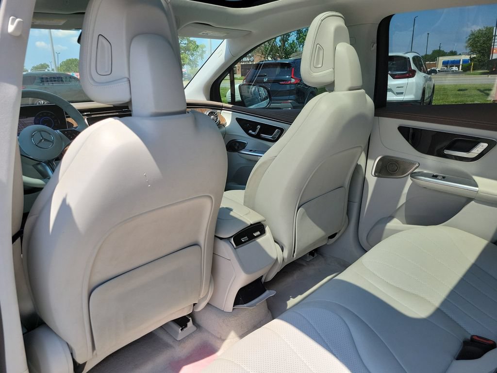 Used 2023 Mercedes-Benz EQE 350+ SUV image 16