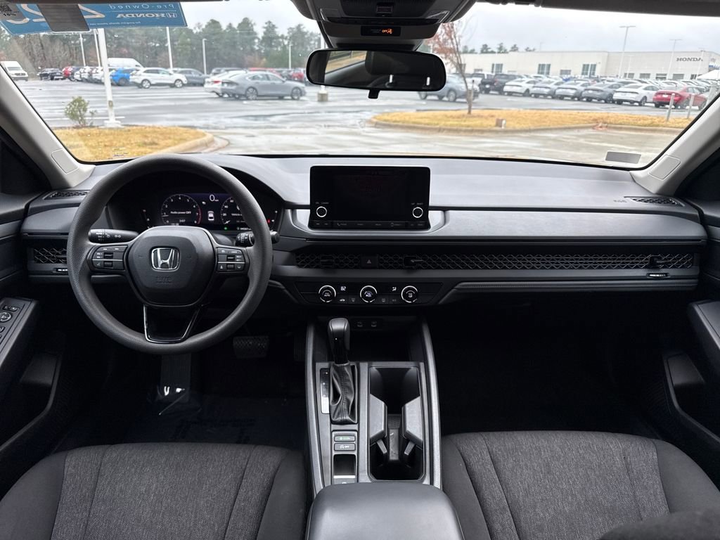 Certified 2023 Honda Accord LX image 15