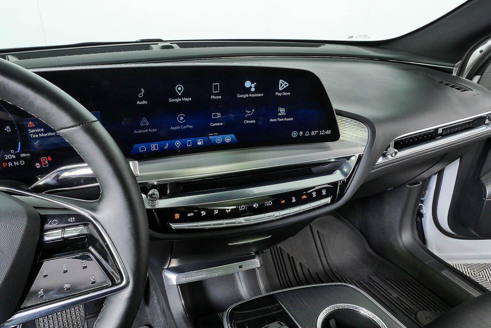 Used 2024 Cadillac Lyriq Luxury AWD/4WD image 12