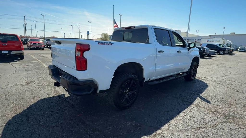 Used 2025 Chevrolet Silverado 1500 LT Trail Boss w/ Convenience Package II AWD/4WD image 8