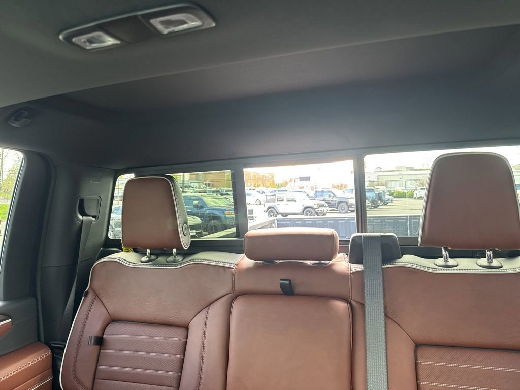New 2026 GMC Sierra 3500 Denali Ultimate AWD/4WD image 43
