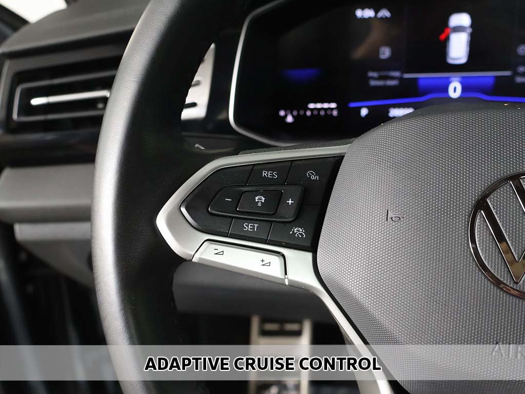 Used 2025 Volkswagen Jetta Sport FWD image 4