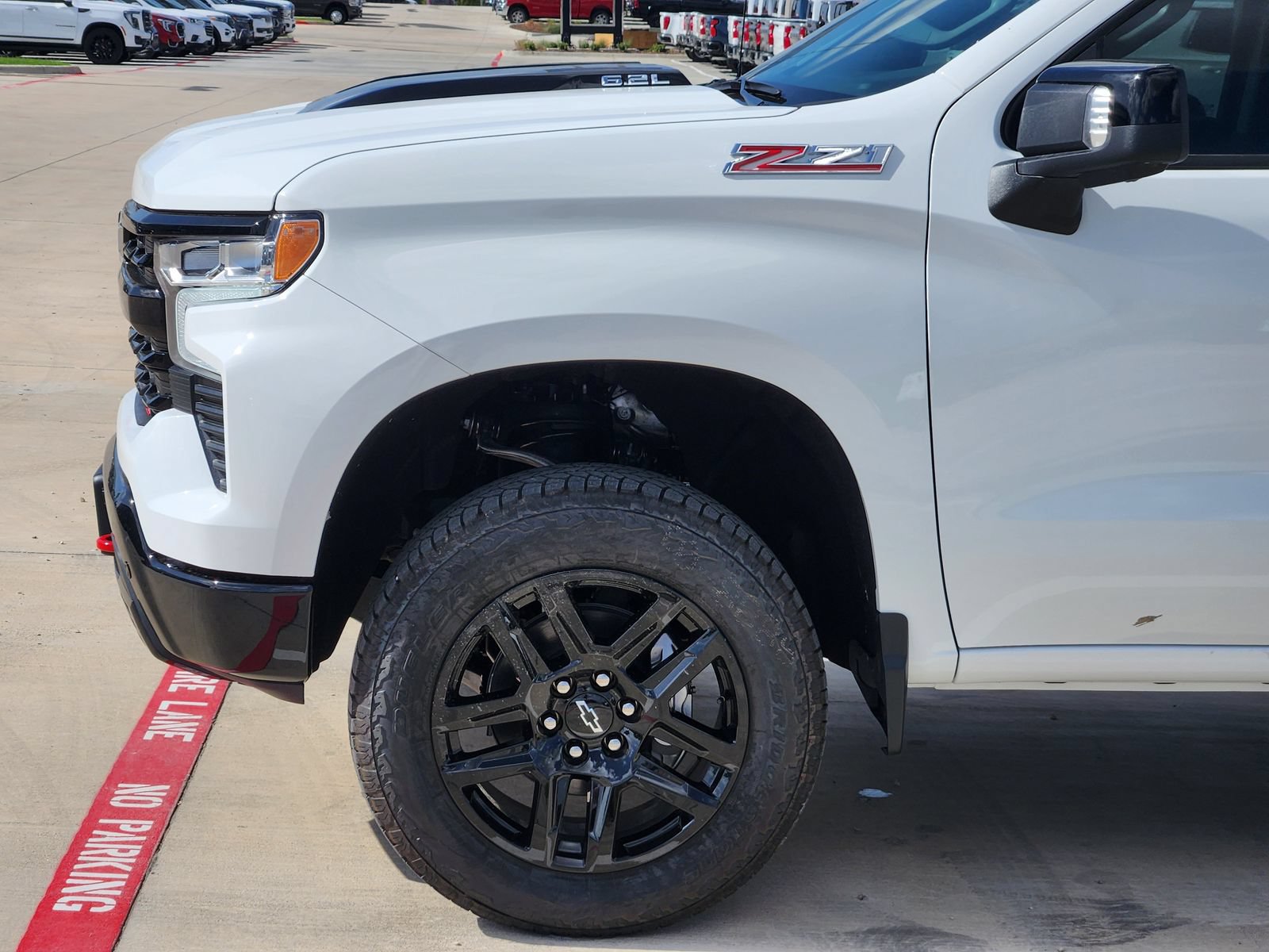 New 2026 Chevrolet Silverado 1500 LT Trail Boss w/ LT Trail Boss Premium Package AWD/4WD image 10