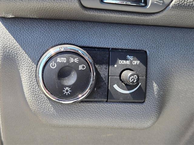 Used 2017 Chevrolet Traverse LS FWD image 14