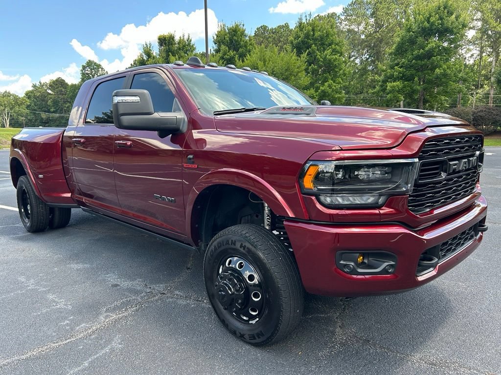 Used 2023 RAM 3500 Limited AWD/4WD image 24